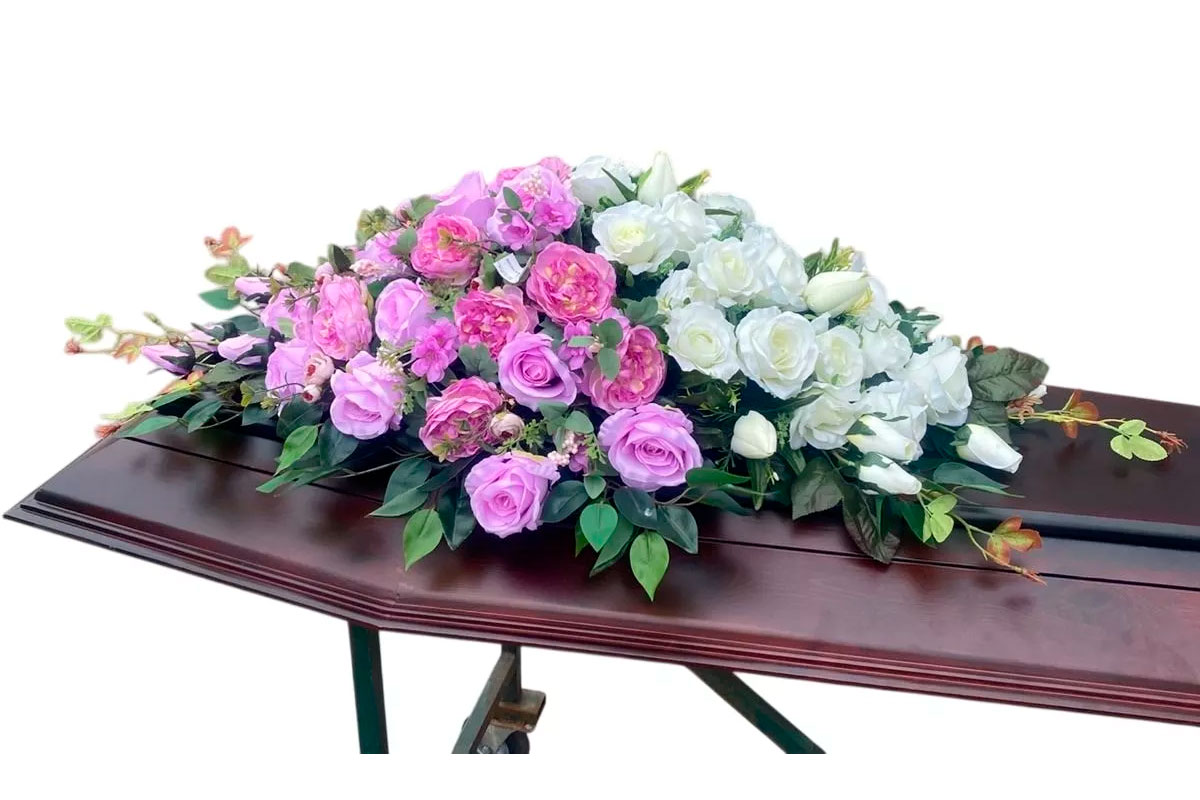 Флоретка на гроб авторская сиренево-белая